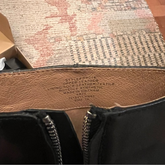 BNIB Madewell Darcy Ankle Boot - black leather size 10 - Picture 3 of 6